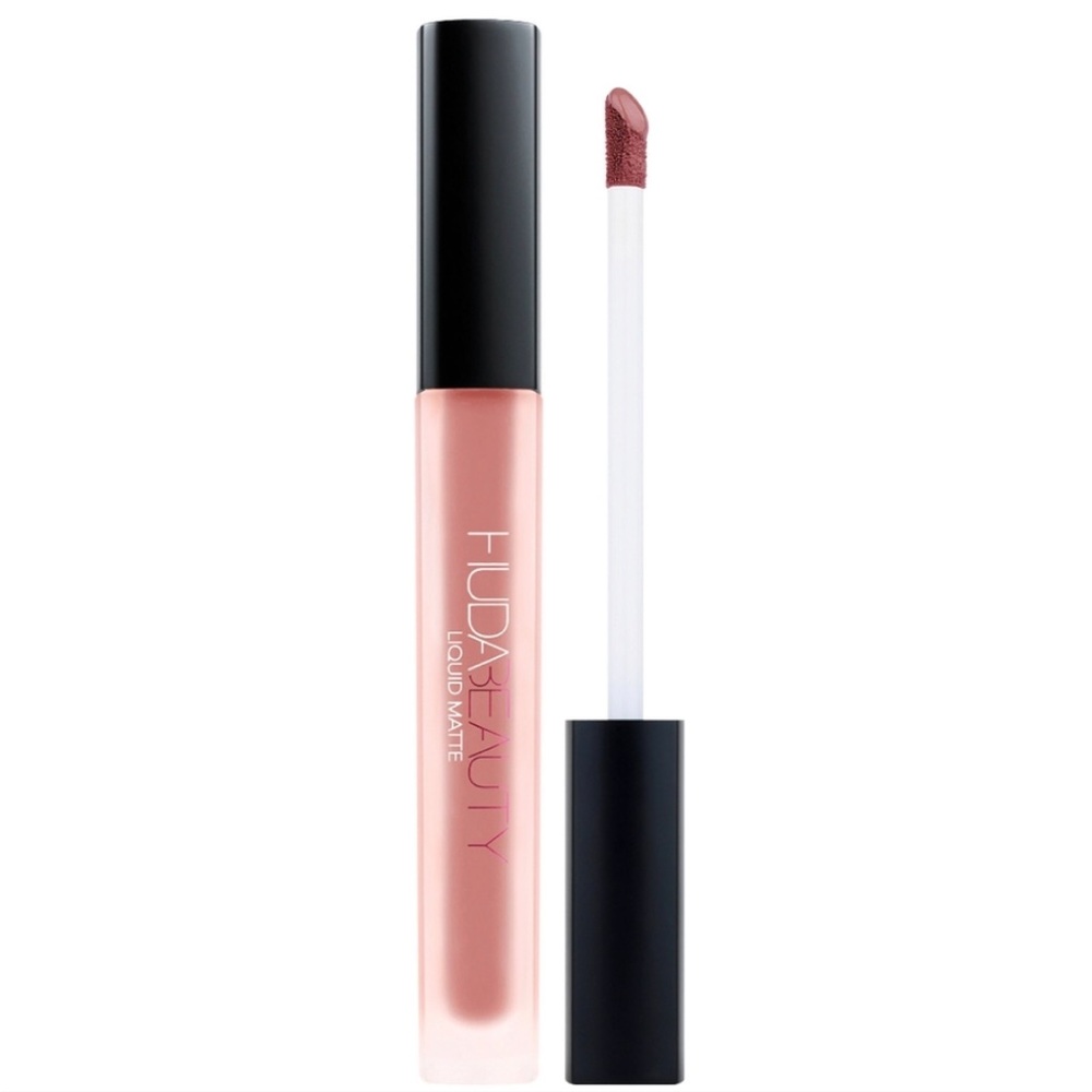 Huda Beauty liquid lipstick in Sweet Talker